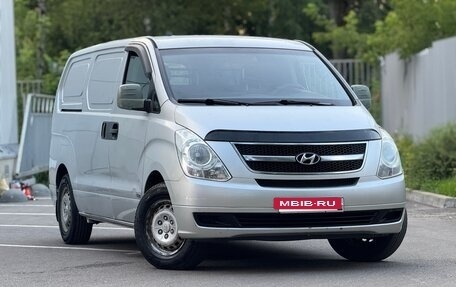 Hyundai Grand Starex Grand Starex I рестайлинг 2, 2008 год, 785 000 рублей, 2 фотография