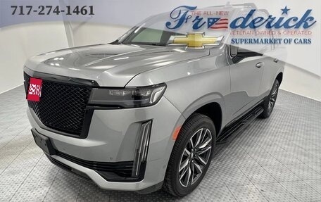 Cadillac Escalade V, 2022 год, 9 890 247 рублей, 2 фотография