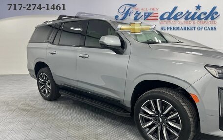 Cadillac Escalade V, 2022 год, 9 890 247 рублей, 11 фотография