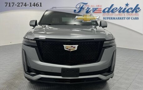 Cadillac Escalade V, 2022 год, 9 890 247 рублей, 10 фотография