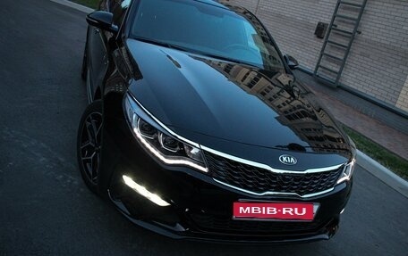 KIA Optima IV, 2019 год, 3 000 000 рублей, 1 фотография