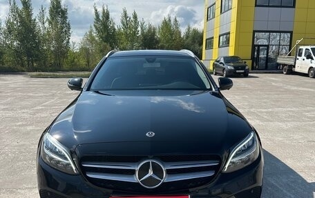 Mercedes-Benz C-Класс, 2019 год, 2 390 000 рублей, 1 фотография