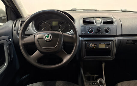Skoda Fabia II, 2011 год, 518 000 рублей, 6 фотография