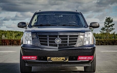 Cadillac Escalade III, 2007 год, 1 550 000 рублей, 3 фотография