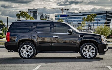 Cadillac Escalade III, 2007 год, 1 550 000 рублей, 11 фотография