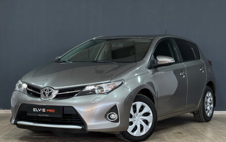 Toyota Auris II, 2014 год, 1 400 000 рублей, 1 фотография
