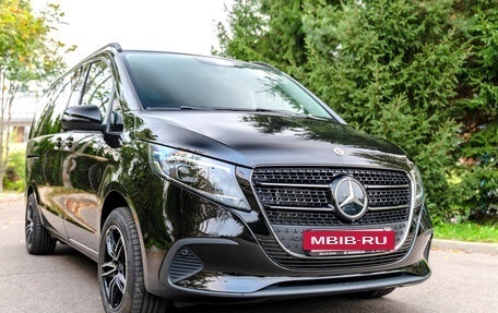 Mercedes-Benz V-Класс, 2024 год, 10 280 000 рублей, 8 фотография