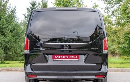 Mercedes-Benz V-Класс, 2024 год, 10 280 000 рублей, 15 фотография