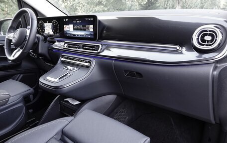 Mercedes-Benz V-Класс, 2024 год, 10 280 000 рублей, 20 фотография