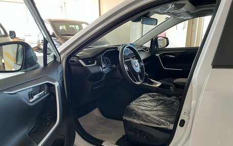 Toyota RAV4, 2024 год, 4 099 000 рублей, 4 фотография