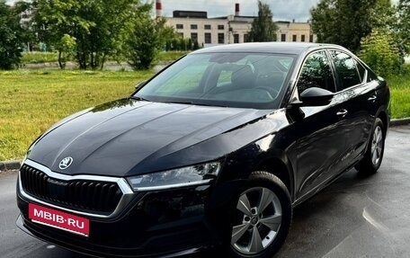 Skoda Octavia IV, 2021 год, 2 120 000 рублей, 1 фотография