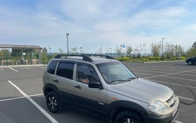 Chevrolet Niva I рестайлинг, 2009 год, 325 000 рублей, 1 фотография