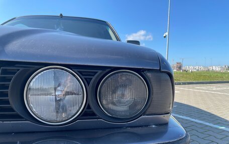 BMW 5 серия, 1990 год, 600 000 рублей, 6 фотография