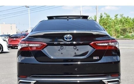 Toyota Camry, 2021 год, 1 930 580 рублей, 3 фотография