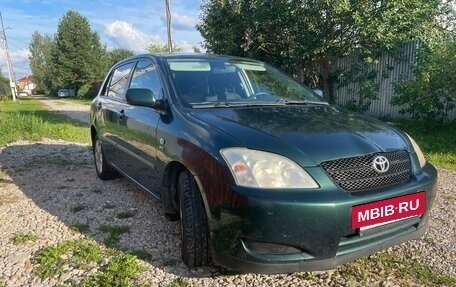 Toyota Corolla, 2004 год, 450 000 рублей, 2 фотография