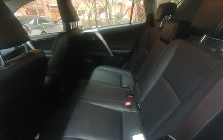 Toyota RAV4, 2014 год, 2 000 000 рублей, 4 фотография
