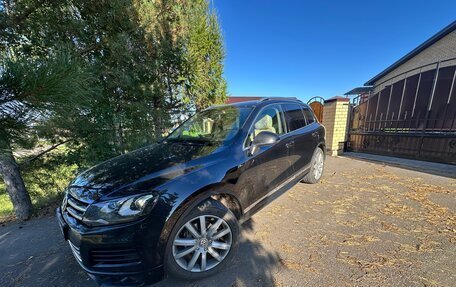 Volkswagen Touareg III, 2012 год, 2 000 000 рублей, 3 фотография