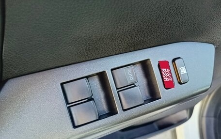 Toyota RAV4, 2017 год, 2 094 995 рублей, 11 фотография