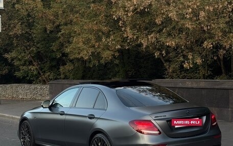 Mercedes-Benz E-Класс AMG, 2019 год, 4 340 000 рублей, 3 фотография