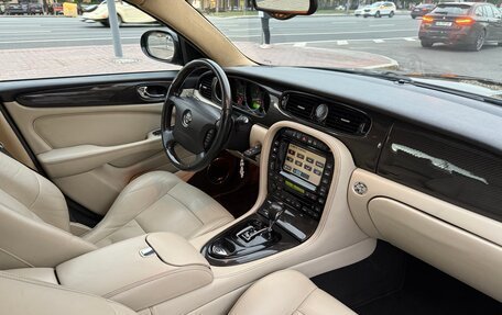 Jaguar XJ III (X350), 2007 год, 1 950 000 рублей, 11 фотография