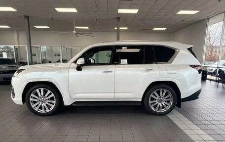 Lexus LX, 2024 год, 20 000 000 рублей, 9 фотография