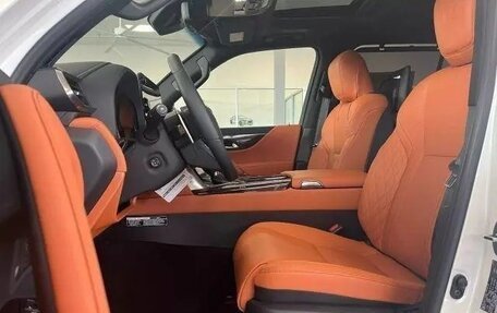Lexus LX, 2024 год, 20 000 000 рублей, 13 фотография