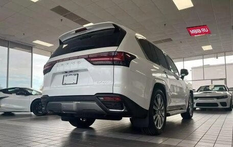 Lexus LX, 2024 год, 20 000 000 рублей, 6 фотография