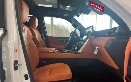Lexus LX, 2024 год, 20 000 000 рублей, 12 фотография