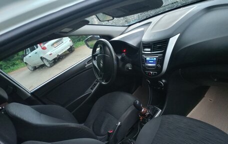 Hyundai Solaris II рестайлинг, 2015 год, 450 000 рублей, 12 фотография