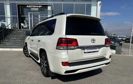 Toyota Land Cruiser 200, 2015 год, 5 300 000 рублей, 7 фотография