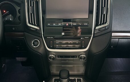 Toyota Land Cruiser 200, 2015 год, 5 300 000 рублей, 11 фотография