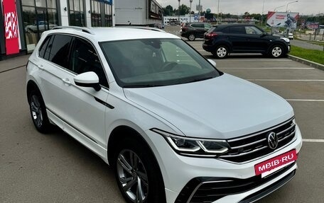 Volkswagen Tiguan II, 2021 год, 4 200 000 рублей, 5 фотография