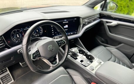 Volkswagen Touareg III, 2021 год, 7 800 000 рублей, 18 фотография