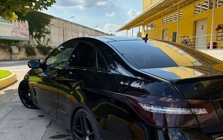 Mercedes-Benz E-Класс, 2009 год, 2 100 000 рублей, 3 фотография