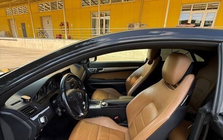 Mercedes-Benz E-Класс, 2009 год, 2 100 000 рублей, 10 фотография