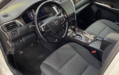 Toyota Camry, 2015 год, 1 590 000 рублей, 8 фотография