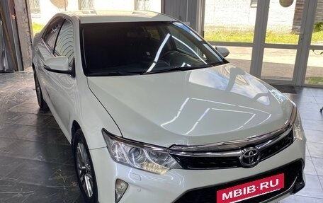 Toyota Camry, 2015 год, 1 590 000 рублей, 3 фотография