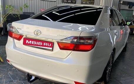 Toyota Camry, 2015 год, 1 590 000 рублей, 7 фотография