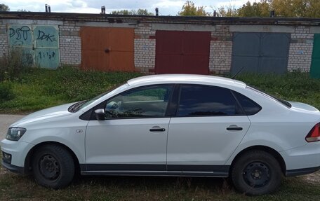 Volkswagen Polo VI (EU Market), 2016 год, 900 000 рублей, 3 фотография