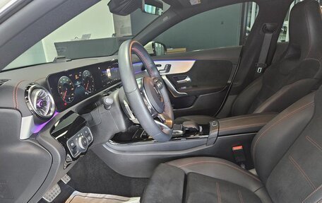 Mercedes-Benz CLA, 2023 год, 3 989 374 рублей, 11 фотография