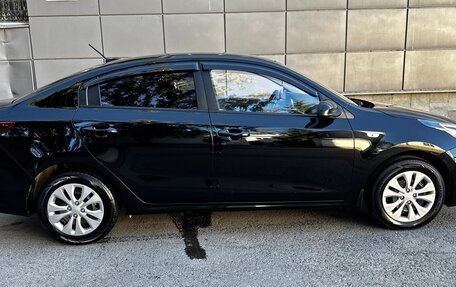 KIA Rio IV, 2021 год, 1 729 000 рублей, 4 фотография