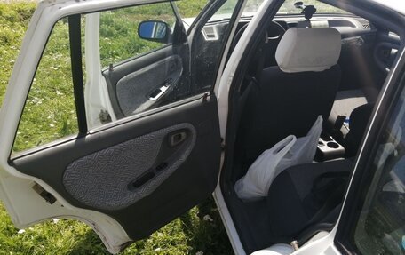 Daewoo Nexia I рестайлинг, 2000 год, 45 000 рублей, 4 фотография