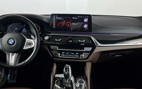 BMW 5 серия, 2022 год, 5 352 000 рублей, 15 фотография