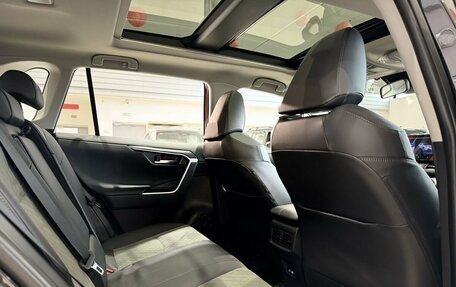 Toyota RAV4, 2025 год, 4 500 000 рублей, 6 фотография