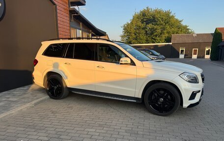 Mercedes-Benz GL-Класс, 2015 год, 3 200 000 рублей, 3 фотография