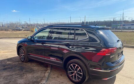 Volkswagen Tiguan II, 2021 год, 2 550 000 рублей, 11 фотография