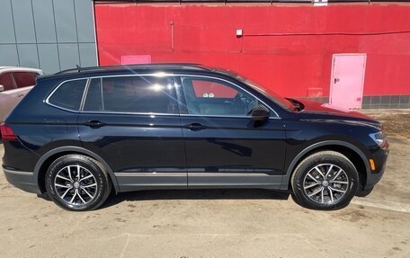 Volkswagen Tiguan II, 2021 год, 2 550 000 рублей, 15 фотография