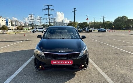 KIA Rio IV, 2022 год, 1 850 000 рублей, 1 фотография