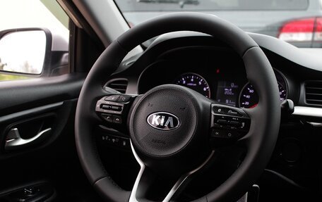 KIA Rio IV, 2019 год, 999 000 рублей, 6 фотография