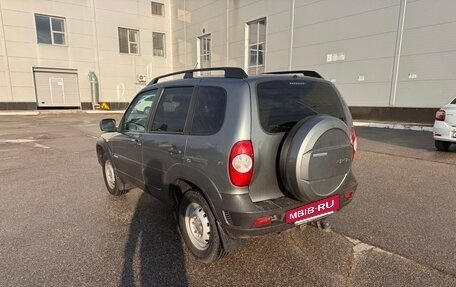 Chevrolet Niva I рестайлинг, 2015 год, 583 000 рублей, 4 фотография